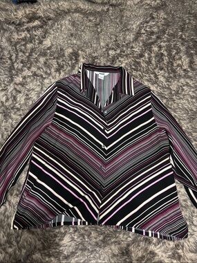 Alia Petites Chevron-Stripe Button-Down Top in Black, Pink and Cream